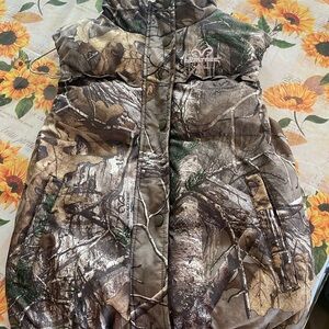 Realtree Camouflage Women's Vest